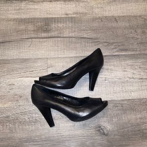 Antonio Melani heels